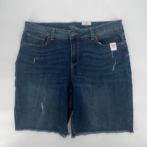 NWT Time And Tru Mid Rise Distressed Cut Off Jean Shorts Size 18 Women’s